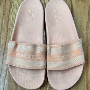 Hunter Soft Peach Slide Sandals